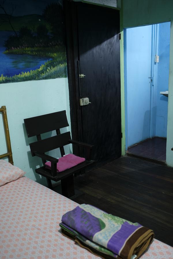 Hostal Del Este Santa Fe Сан-Хосе Экстерьер фото